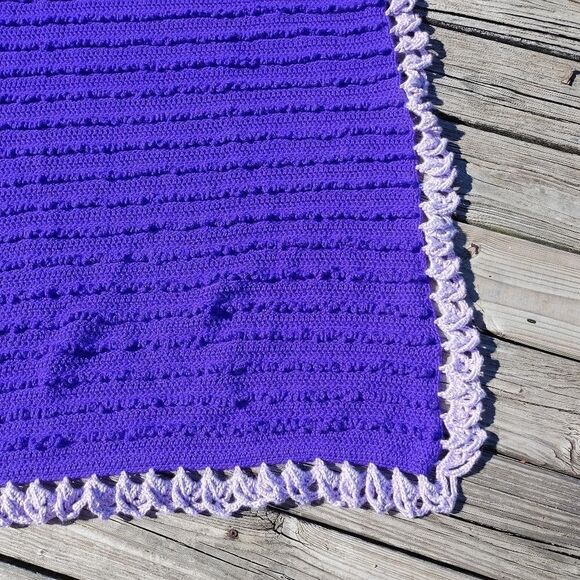 Hand Crochet Purple Lavender Lace Like Crochet Tri - Picture 6 of 8